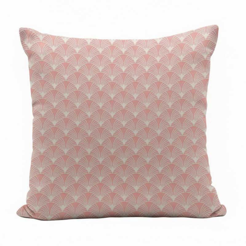 Scallop | Cushion Cover Morganite (Dark side)